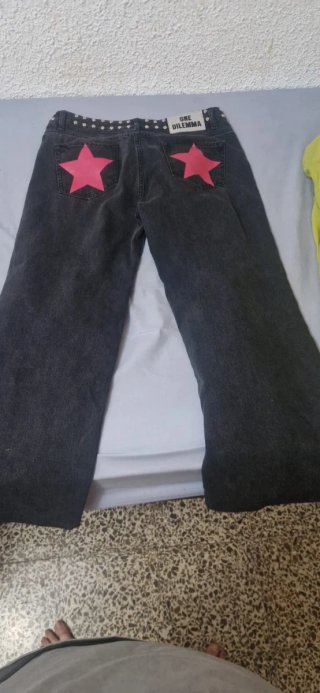 Pantalones vaqueros negros One Dilemma tachuelas