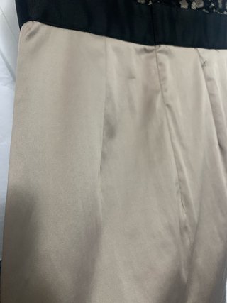 Vestido de cóctel negro y beige