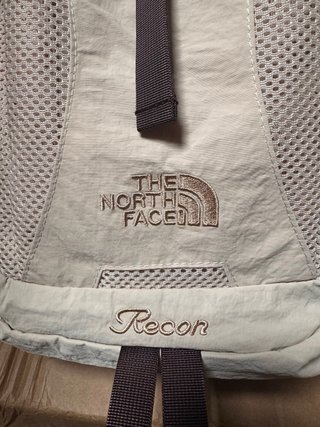 Mochila The North Face Recon Beige