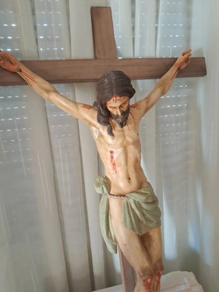 Cristo Crucificado Grande.Medidas del cristo 85×65