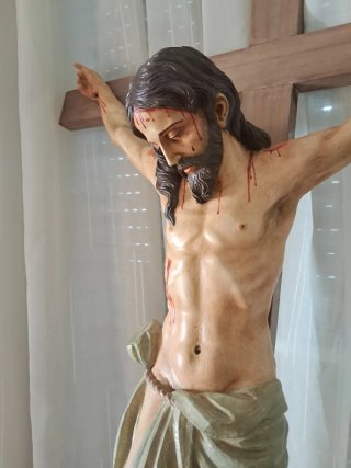 Cristo Crucificado Grande.Medidas del cristo 85×65