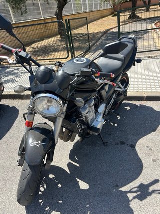 Suzuki Bandit GSF 650 Naked 2007