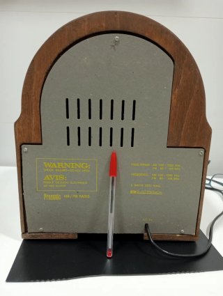 Radio de madera estilo vintage años 80