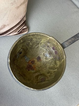 Cazo o Brasero antiguo de latón con soporte