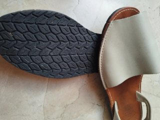 Sandalias Menorquinas Beige Talla 40