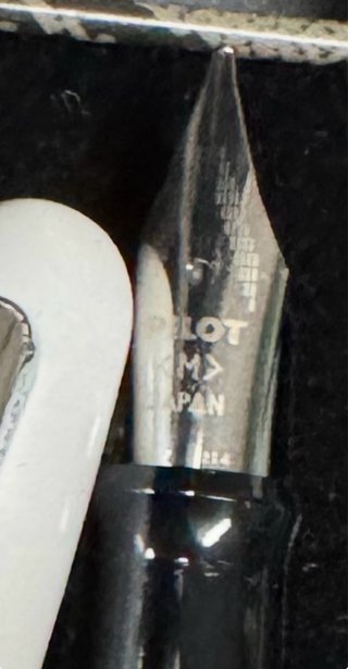 Pluma Fuente Pilot Blanca