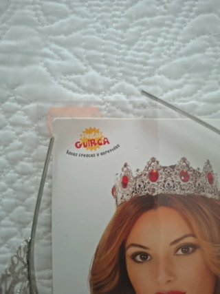 Tiara Princesa Plata con Piedras Rojas