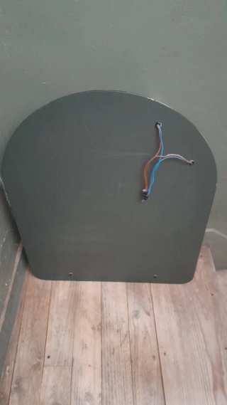 Espejo de baño con diseño floral