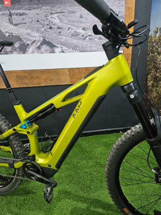 Cube Stereo 140 HPC Race