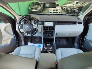 Land Rover Discovery 2016