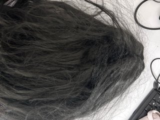 Peluca negra y rubia