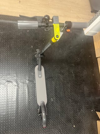 Xiaomi Mi Electric Scooter Essential -119154-