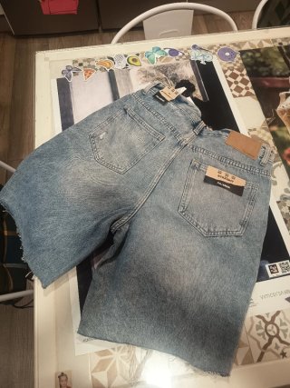 Bermuda vaquera Pull&Bear hombre Talla L