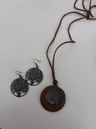 Conjunto Collares y Pendientes