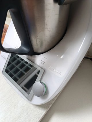 Thermomix TM6 con todos los accesorios