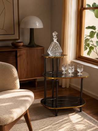 Mesa auxiliar madera negro y oro