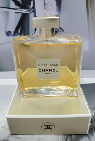 Perfume Chanel Gabrielle 100ml lleno con caja