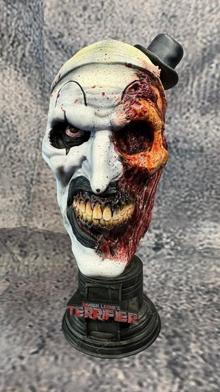 Busto Art the Clown Resina