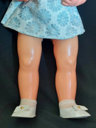 Muñeca antigua Luchy