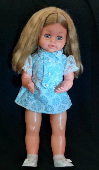 Muñeca antigua Luchy