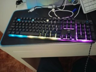 Teclado Gaming Trust 100% Buen Estado Solo efectiv