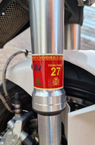 Ducati Monster 696