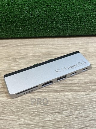 HUB USB-C DOPPIO PER SURFACE PRO 9