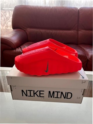 Nike Mind 001 Rojo Solar Talla EU 46