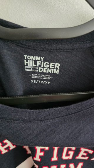Camiseta Tommy Hilfiger talla XS
