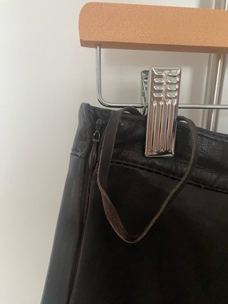 Minifalda marron oscura de cuero
