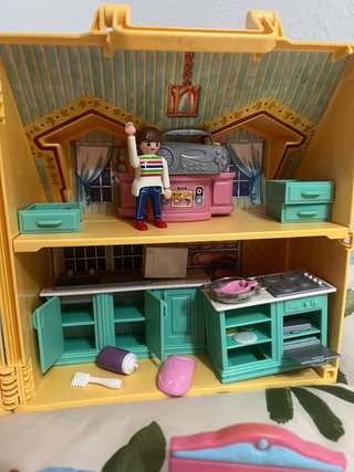 Casa de muñecas Playmobil completa
