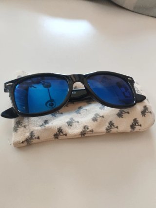 Gafas de sol POLINESIA negras y azules