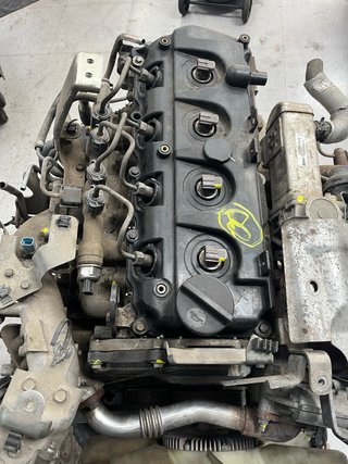 Motor Nissan YD25