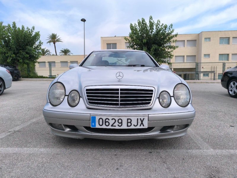Mercedes-Benz  CLK 2004 - foto 1