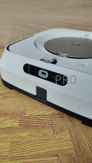 Robot friegasuelos, Pulverizador de Chorro a presión