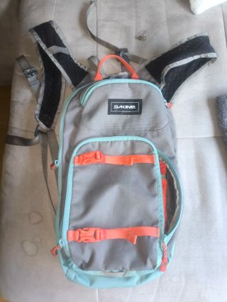 Mochila Dakine Shuttle 6L Hidratación