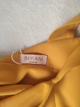 Top Fusil Bimani amarillo mostaza escote pico
