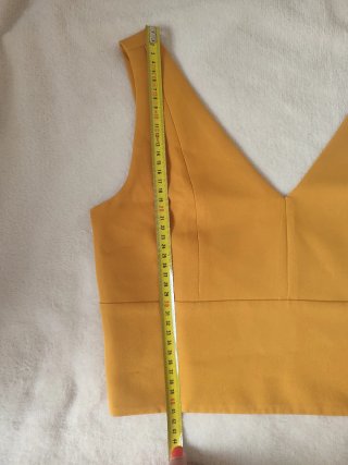 Top Fusil Bimani amarillo mostaza escote pico