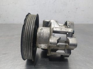 BOMBA DIRECCION AUDI A4 BERLINA (8E) D-AWX 8D0145