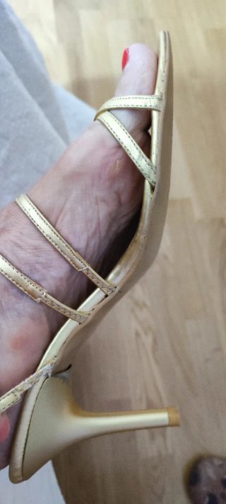 Sandalias Mary Paz Talla 37 Doradas