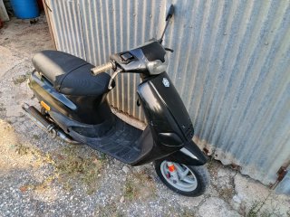 Piaggio Zip 50cc Scooter Negra