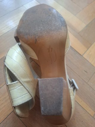 Sandalias Peep Toe Beige