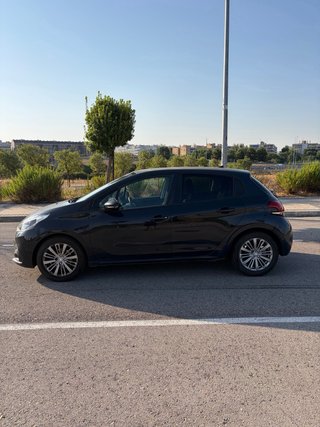 Peugeot 208 2019