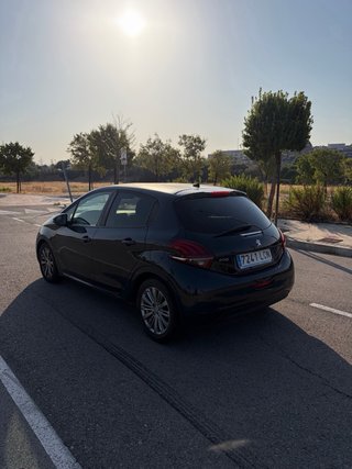 Peugeot 208 2019