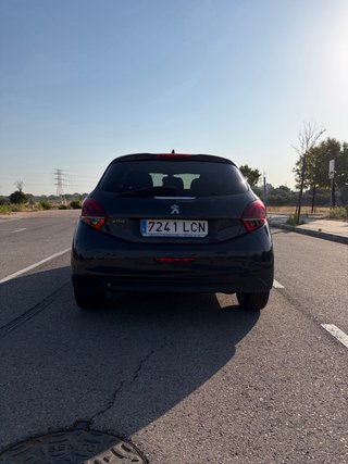 Peugeot 208 2019