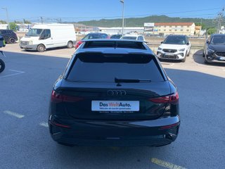 Audi A3 Sportback Black line 35 TFSI 110kW S tro