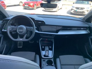 Audi A3 Sportback Black line 35 TFSI 110kW S tro