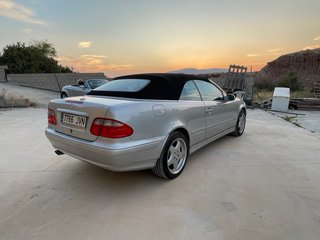 Mercedes-Benz  CLK 2001