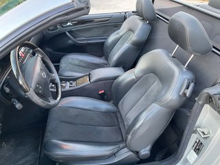 Mercedes-Benz  CLK 2001