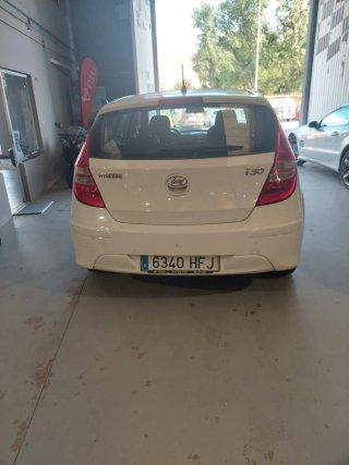 Hyundai i30 2011